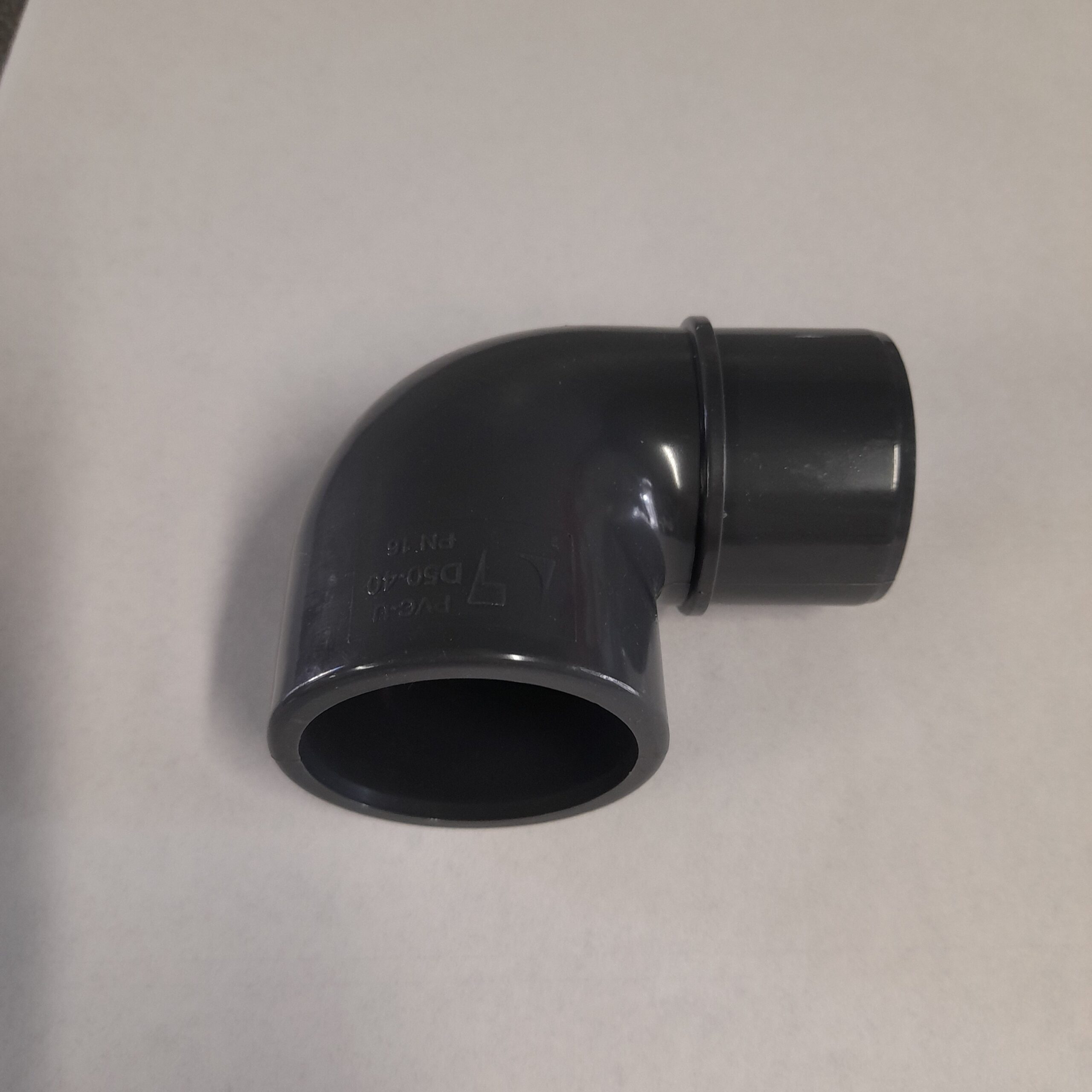 PVC Winkel 90 I/A 50 mm Grau